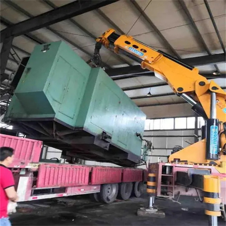 电白吊集装箱的吊车电话